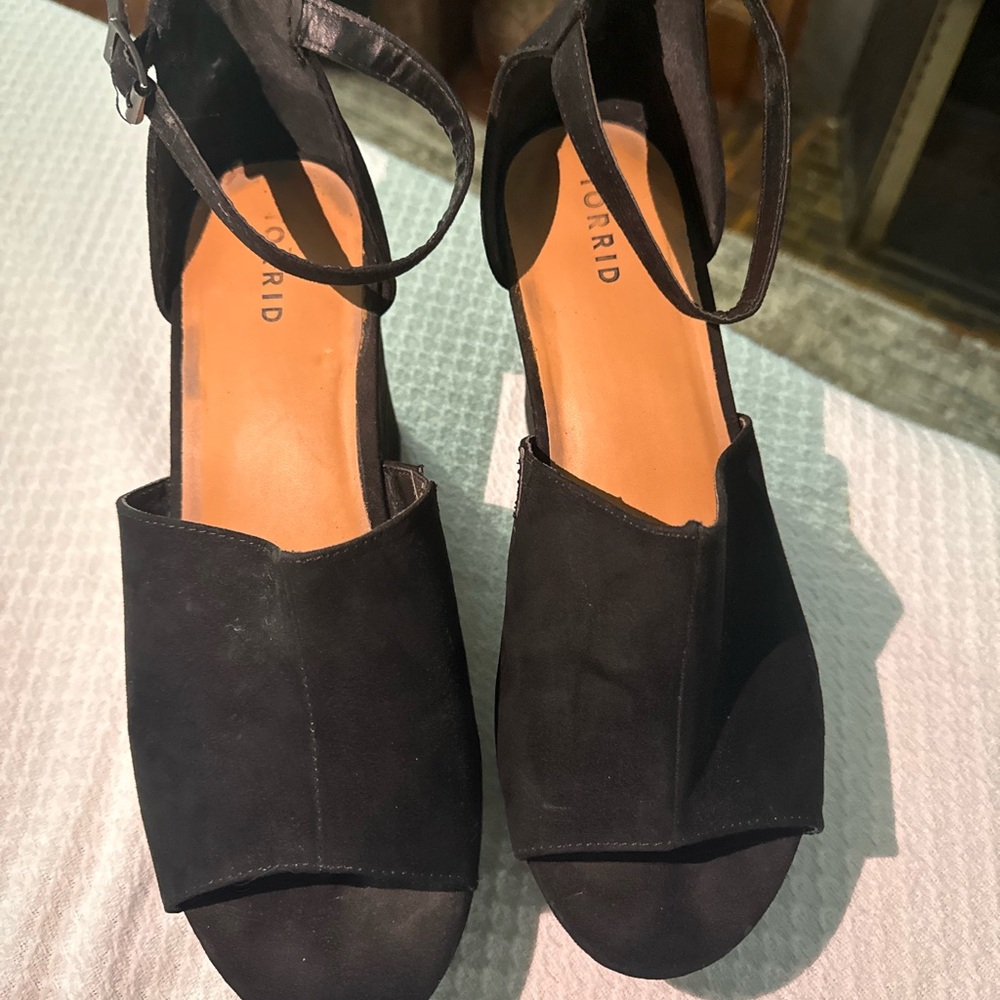 Torrid Black Open-Toe Sandals